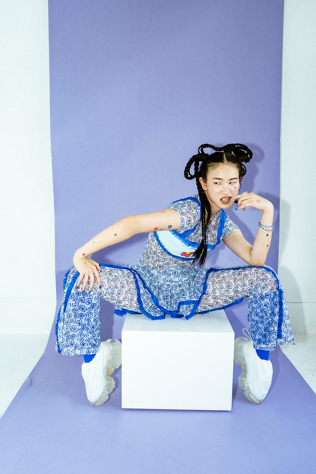 Porcelain Sprites Mesh Top